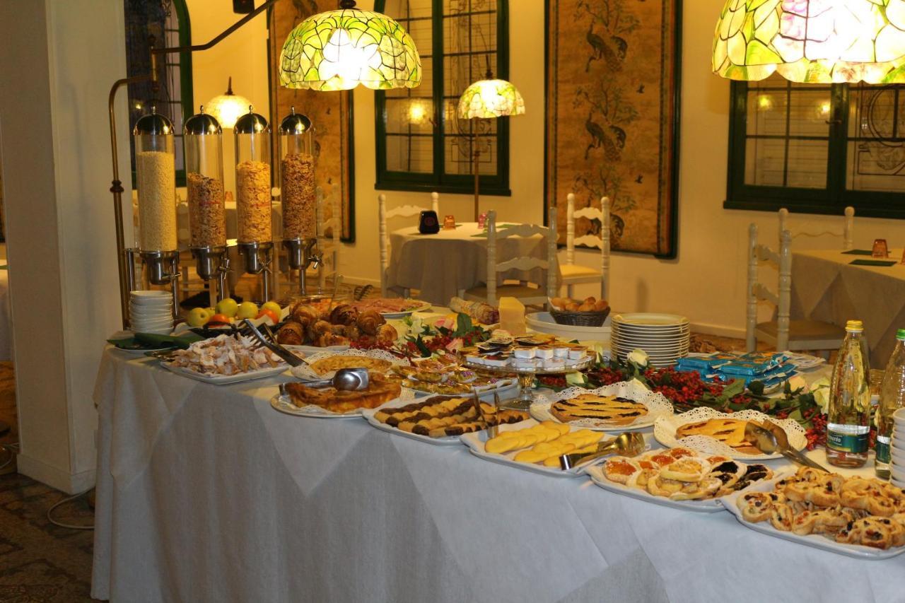 Le Cardinal Hotel 3*